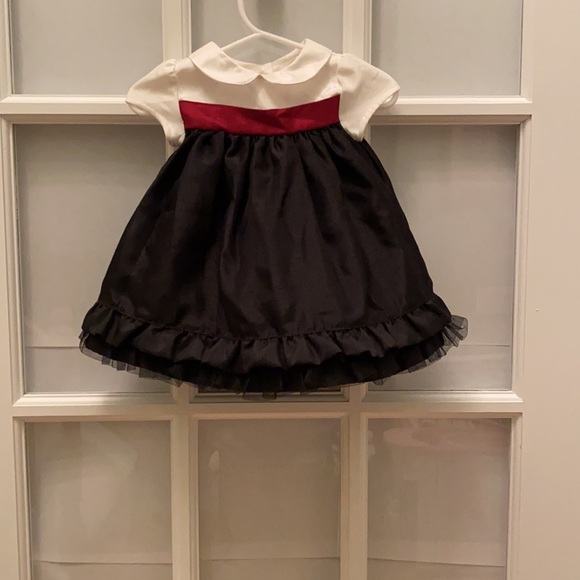 Gymboree size 5T dress AND matching doll dress - Picture 3 of 4